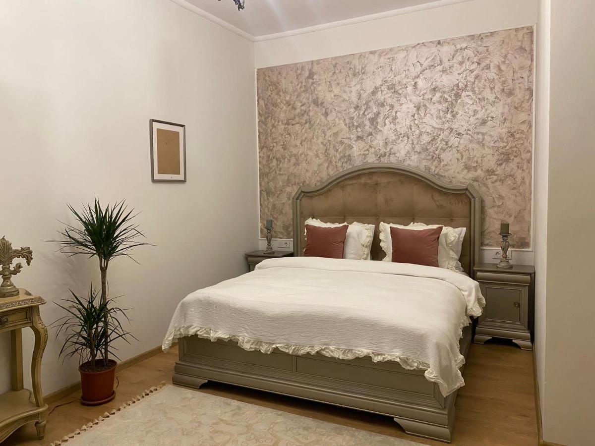 Apartamento C-Entral Boutique Bucarest Exterior foto